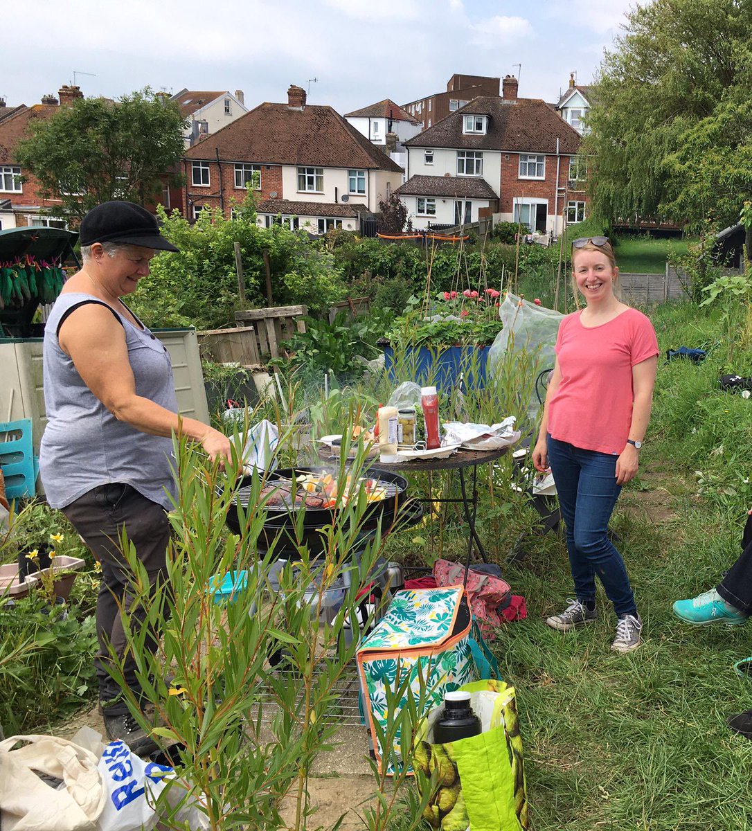 More pics from the allotment! It’s coming along nicely don’t you think??? Thanks to the all the hard work of service users, Wendy our horticulture Queen and ESRP colleagues #greenfingers #recovery #rehabilitation 🌻🪴🌱🌾