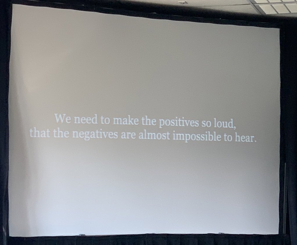 Lauren Sneed tweet media