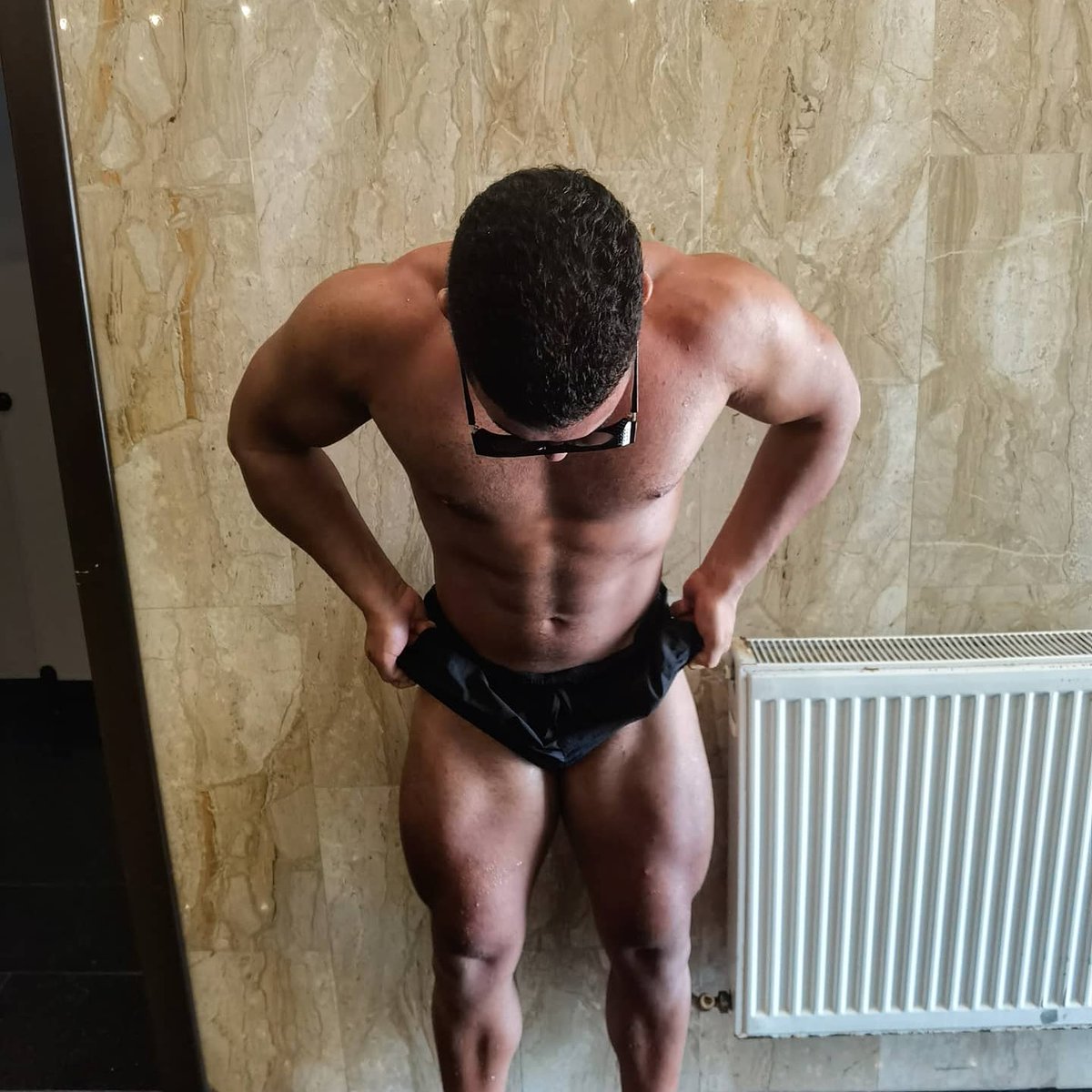 HenriCutler's tweet photo. 🌞
#gym #fitness #fitnessmotivation #hunk #Flirt4Free #guysfromstudio20 #muscleboys #LGBTQ #doggy #COVID19 https://t.co/pHhZ4fI6tQ