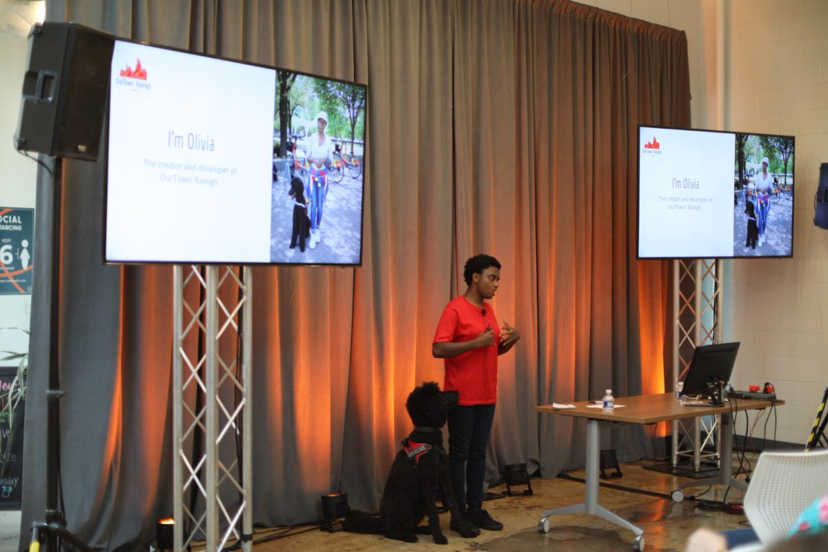 waketechcc's tweet image. We&apos;re proud of #WakeTech student Olivia Cleveland!

This week, Olivia competed in the @RIoTonSocial Your Reality Augmented Reality Challenge. While she didn&apos;t take the top prize, Olivia secured a spot in the Fall Cohort of the RIoT Accelerator Program

➡️ bit.ly/372QIMz