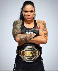 AmandaG_LWOS's tweet photo. Breaking: Amanda Nunes🦁 has tested positive for covid canceling her bout with Juliana Peña at UFC 265. 
(via ESPN)  #UFC #MMA #AmandaNnes #JulianaPena Get well soon, Amanda. My heart is broken.⠀⠀⠀⠀⠀⠀⠀ https://t.co/yZb84hmNkY