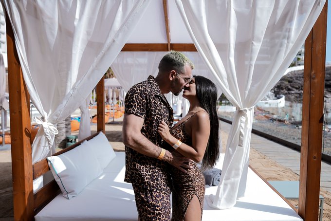 Tarzan &amp; jane in love! Join in our onlyfans https://t.co/muYiaDXA5e https://t.co/MwkrDNDxkL<a href="/tag/newyearsday"class="tags"><span>#newyearsday</span></a><a href="/tag/felizmiercoles"class="tags"><span>#felizmiercoles</span></a><a href="/tag/2020newyear"class="tags"><span>#2020newyear</span></a>