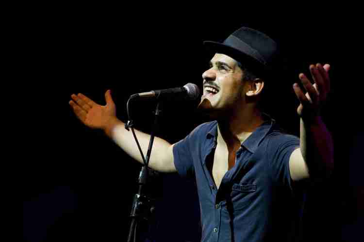 Mannarino e PummaRock: il sound di un week-end partenopeo.  - is.gd/lJLmuX