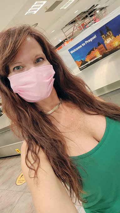 One guess where I'm at &amp; why I'm here!  😁 https://t.co/F5i1wsPtOX