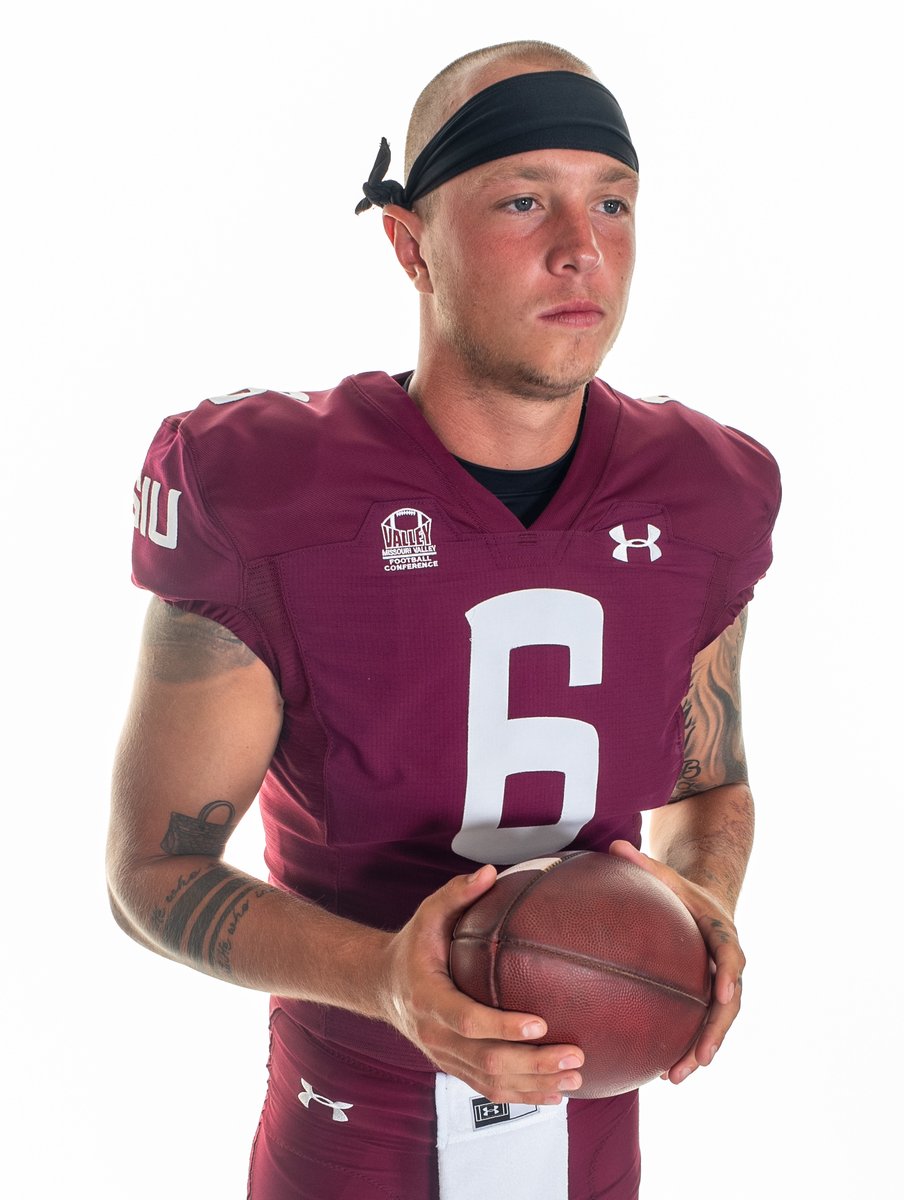 And some solid Photo Day work from the Offense as well.

#UnleashTheDawg