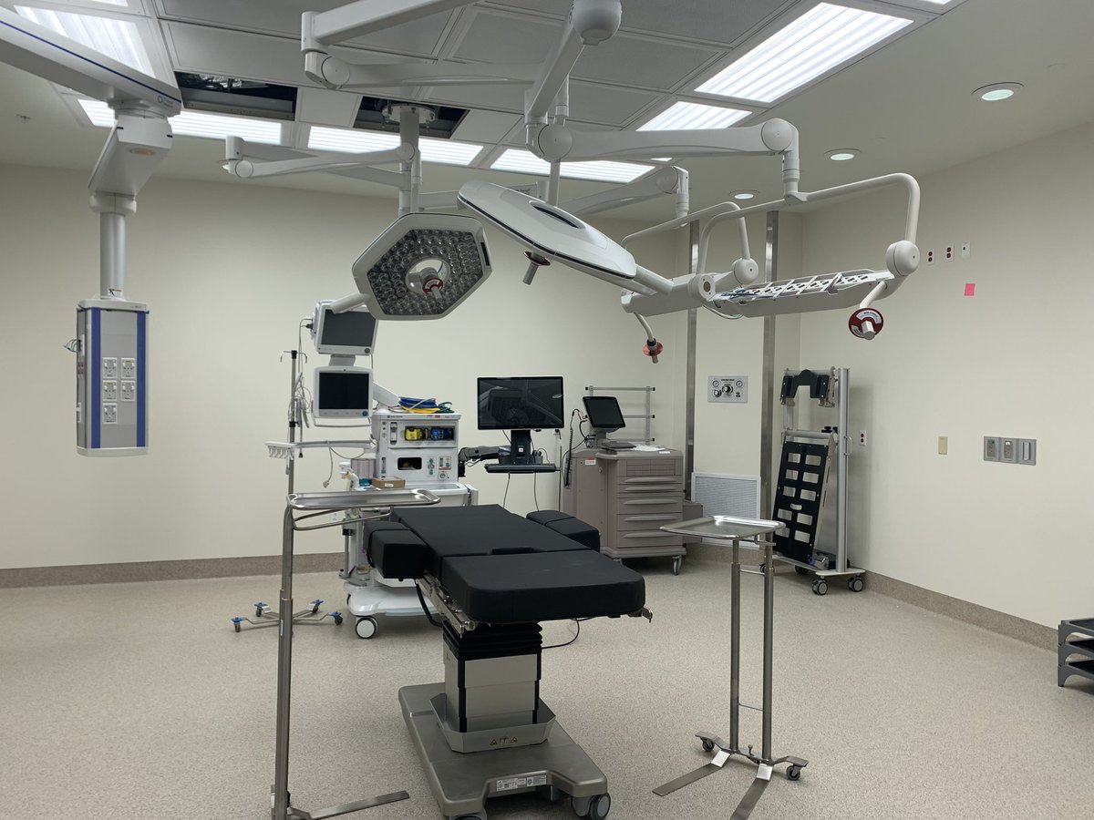 timpawlik's tweet photo. Fantastic ribbon cutting ceremony tonight to celebrate opening of new @OSUWexMed outpatient care facility!  Amazing state-of-art building that will provide comprehensive health care &amp; surgical services in convenient community setting! Congrats to our Ambulatory Leadership Team! https://t.co/q0GUNeCdmO