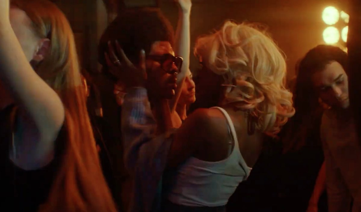 I saw fire in your eyes. красные глаза во тьме. Fire in your eyes меме. Weekend i saw the fire in your eyes. I saw fire in your eyes.