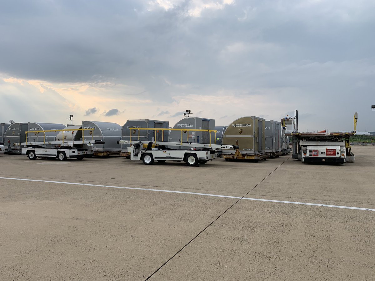 With a bad storm approaching... safety of our aircraft is also of the utmost importance. With that said, we carefully secure our staged empties by any means necessary that are planned for our outbound flights. @LaurenCarroll44 @DaveScanlan2 @UPSSafety @JessicaB_SAFETY