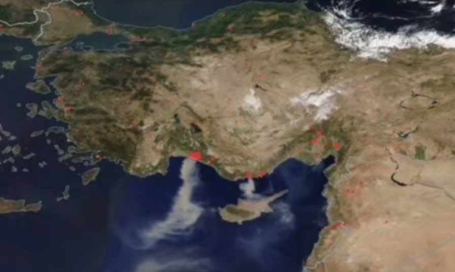 daisyjeongguk's tweet photo. NASA'nın bugün çektiği Türkiye'nin uzaydan görünümü... 

#PrayForTurkey https://t.co/099SvvGs9d