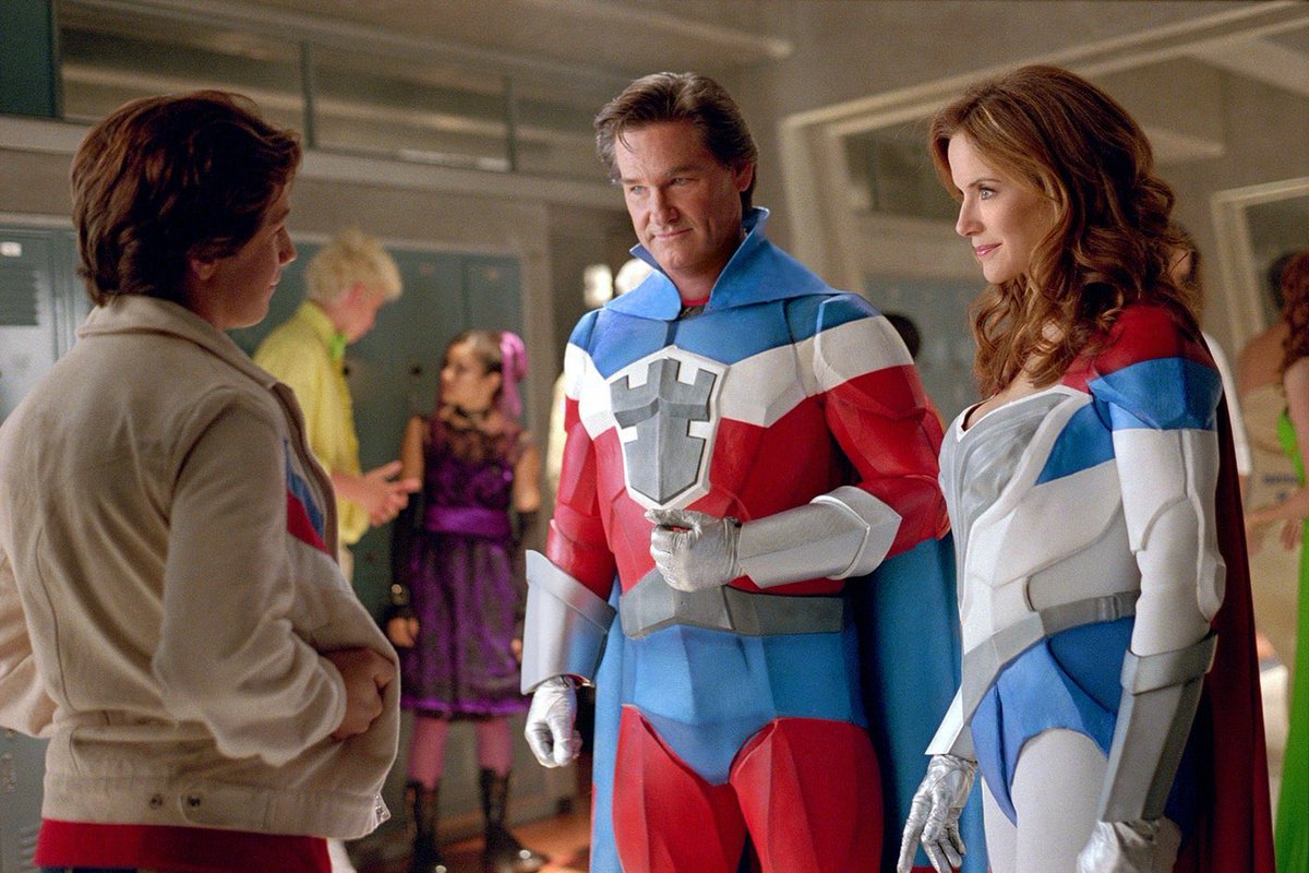DiscussingFilm's tweet photo. 16 years ago today, ‘SKY HIGH’ released in theaters. https://t.co/7k4sEvXeiH