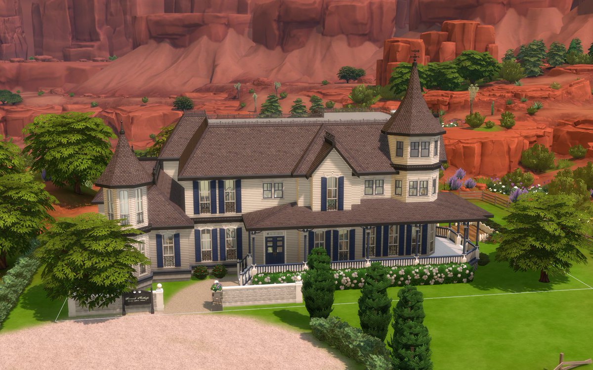 frogs_2000's tweet image. StrangerVille Retirement home: I imagine this build to be for very wealthy elderly sims to move in to, I might work on a cheaper version later 😊