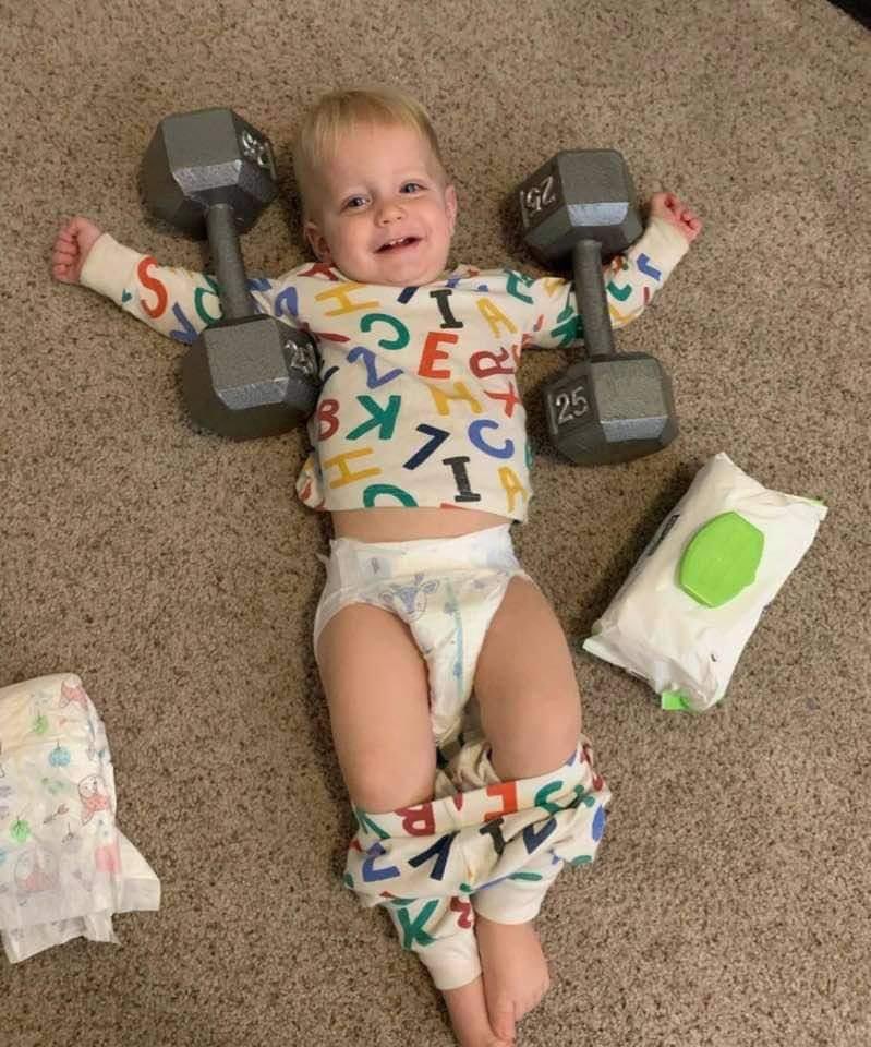 Janice_TGirl's tweet photo. @garymillsgsm Hope this helps 😇 #BabysittingTips 💜 https://t.co/56VI0qxIC5