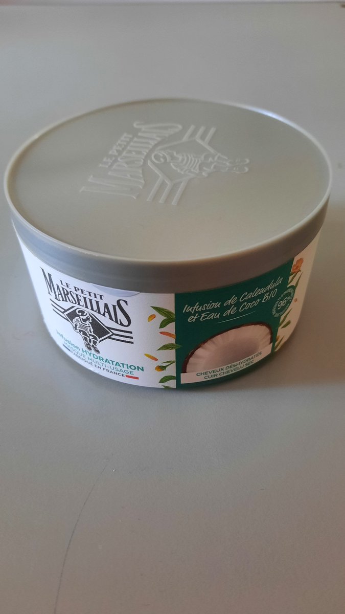 lisatesteuse's tweet photo. Gamme hydratation coco bio Le Petit Marseillais; un Shampooing Infusion Hydratation, un Masque Hydratation 4-en-1, un Lait Soin désaltérant pour prendre soin de vos cheveux et de votre peau, note douce et ensoleillée.
#LPAHYDRATATIONCOCO #LEPETITAMBASSADEUR #LEPETITMARSEILLAIS https://t.co/5FWrIazQPW