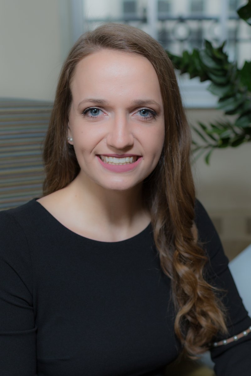 UWMadPharmacy's tweet photo. Congratulations to PharmD student Brianna Groen on being an @AACPharmacy 2021 Trainee Poster Competition winner! Her poster about pharmacy students' response to a synchronous discussion in an APPE seminar took the top prize in the student pharmacist category. #VirtualPharmEd https://t.co/Mly0yMNnuj