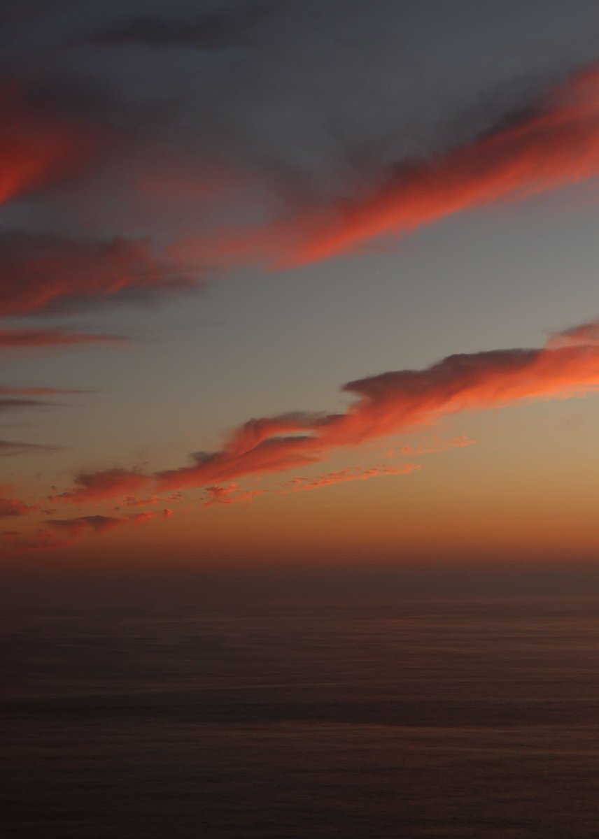 paulacampsor's tweet photo. Atardeceres en Galicia ✨ https://t.co/f4ewkpdgsS