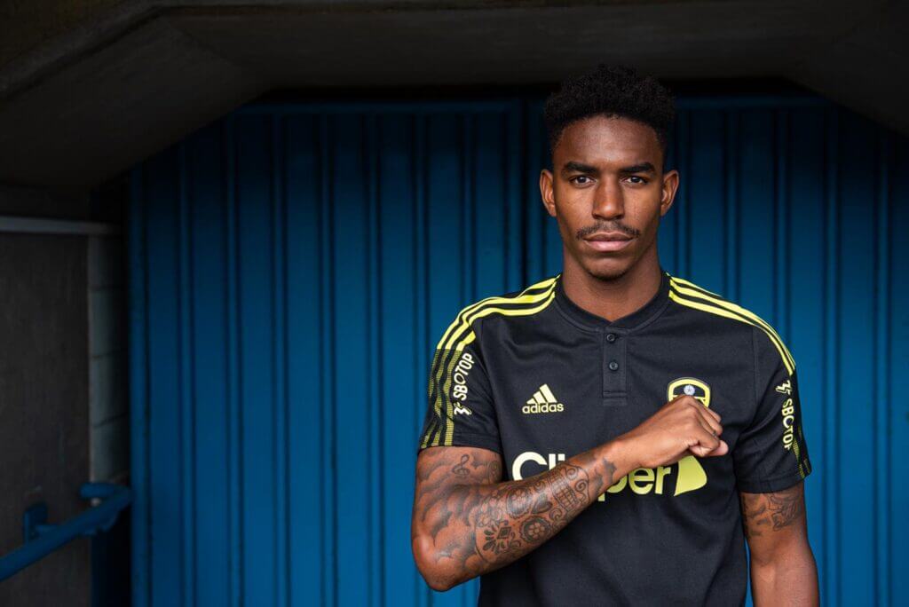 itisalwaysus's tweet photo. Welcome to WAU, Junior!! π
The full back joins us for the 6th season of @ASL90993899 for a transfer fee of 15 million euros!! π΄β«
@JuniorFirpo03
#ASLS6
#waulive https://t.co/wfLZzuqWQw