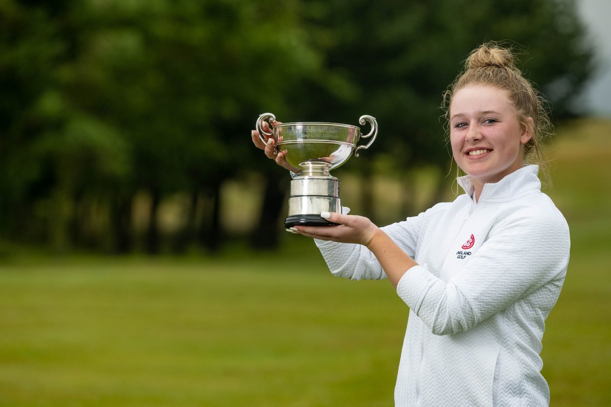 2021 English Girls' U16 champion! 🏆

Congratulations, <a href="/Golf_Maggie/">𝕄𝕒𝕘𝕘𝕚𝕖 𝕎𝕙𝕚𝕥𝕖𝕙𝕖𝕒𝕕 🏴󠁧󠁢󠁥󠁮󠁧󠁿</a>! 👏