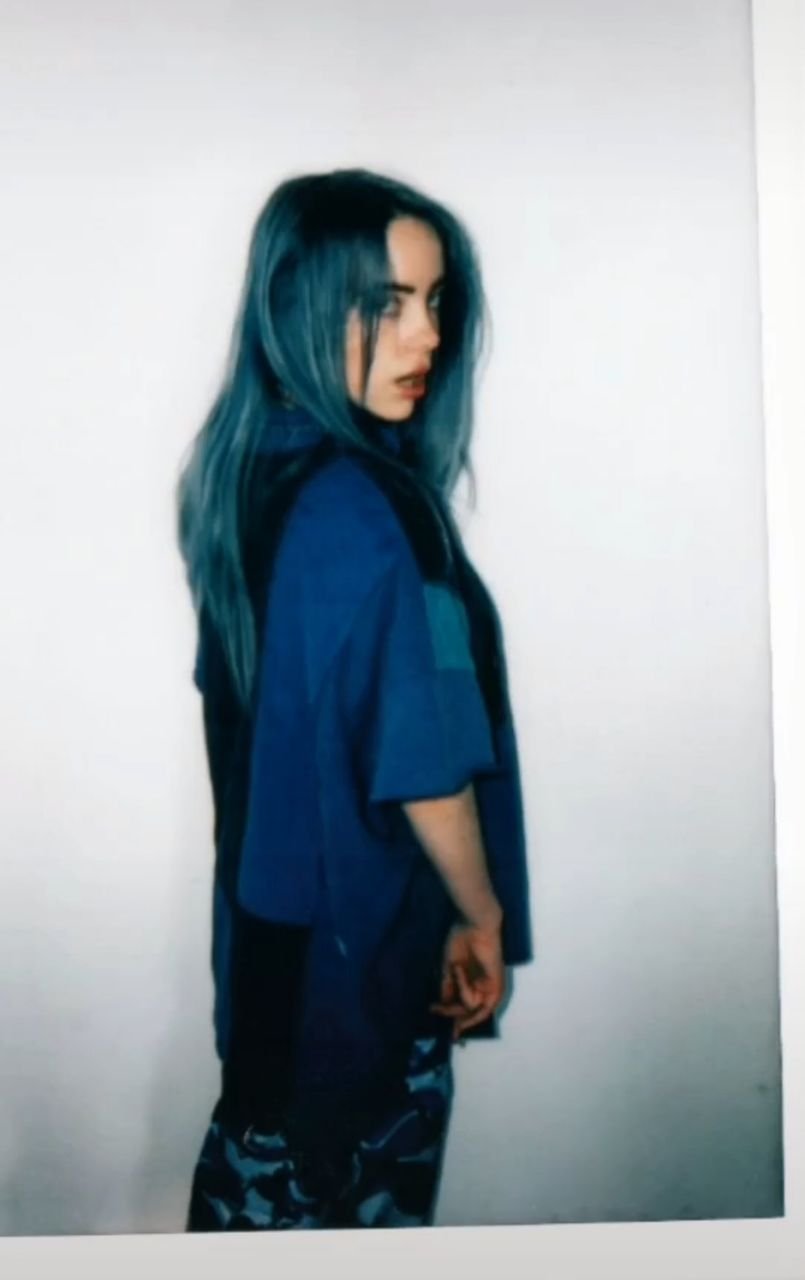 Top 48 image billie eilish blue hair  Thptnganamsteduvn