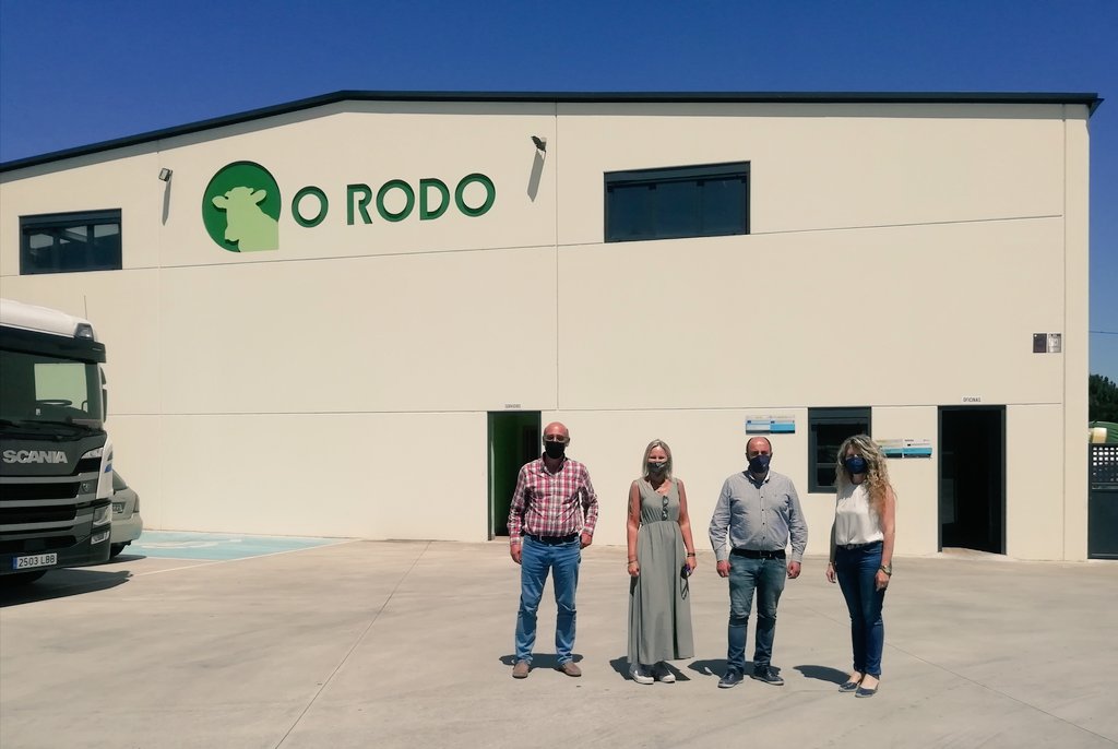 connie_fg's tweet photo. Último día de gira por Galicia! Éxito total!!! Nos llevamos grandes expectativas de ampliación de la red de agripoolers galleg@s!! Gracias! @costeira_es #ORodo, @unions_agrarias https://t.co/0RSTJZM6hv