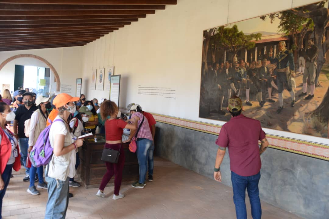 Coryatur tweet media