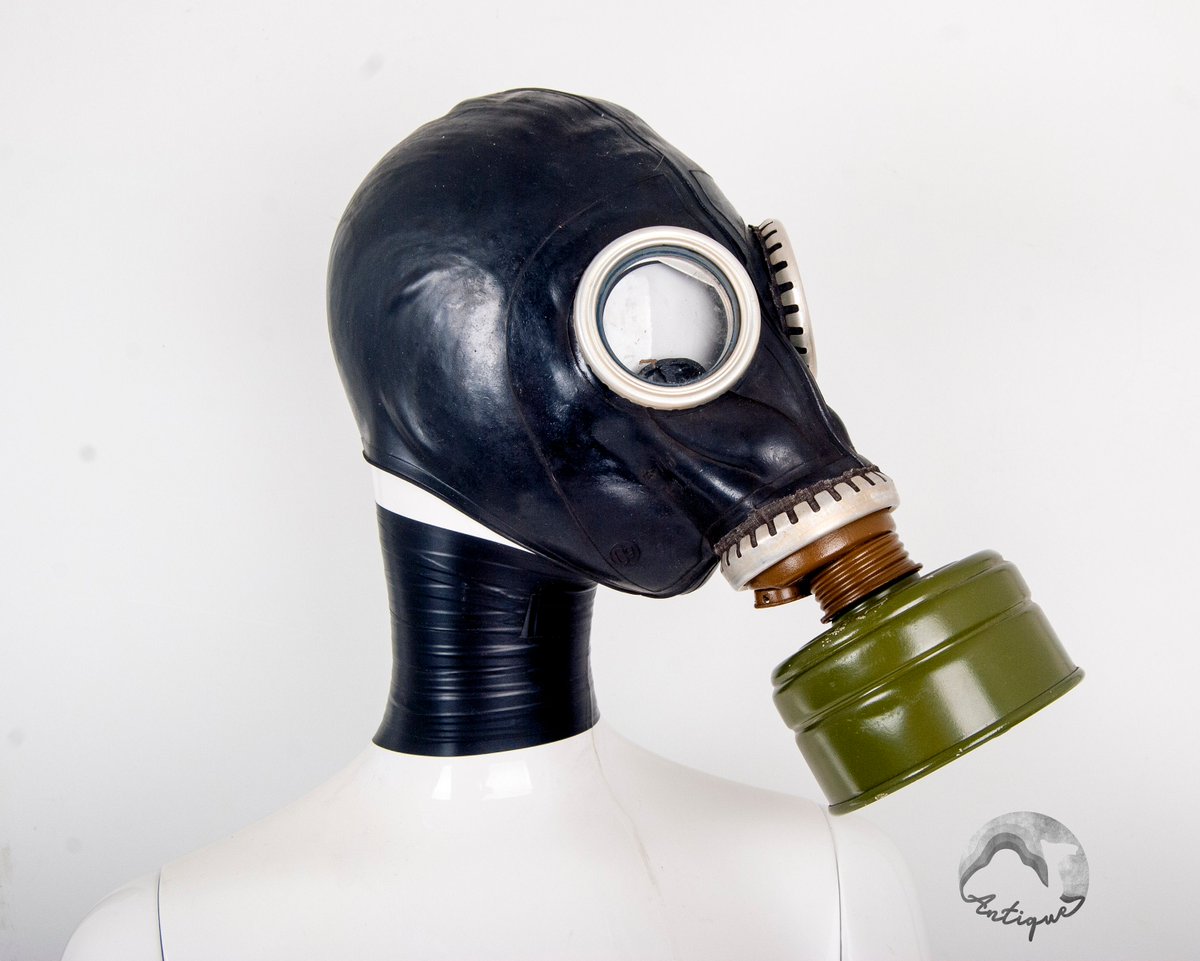 antique_camel's tweet photo. Black cybergoth gas mask https://t.co/ZYctGBdy3f #black #adult #gasmask #gasmasks #teargasmask #usablegasmask #gasmaskfunctional #militarysurplus #fashiongasmask https://t.co/yx6tX57Aoh