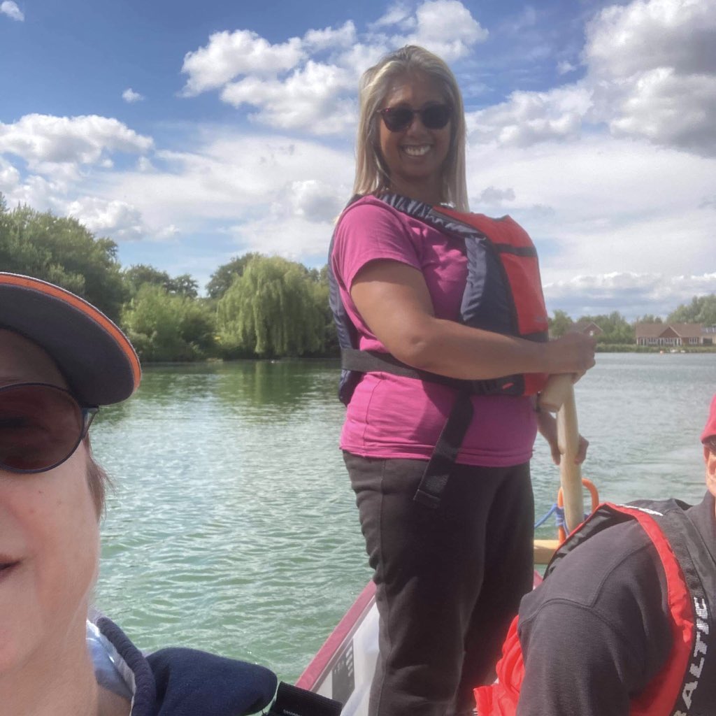 oxfordpfl's tweet photo. Seven of us completed a great day of helm training with @DragonBoatDan from @RacetheDragonUK We learned and practiced loads including lots of theory on land. Great preparation for the Saturday morning &amp; Thursday evening paddling sessions we’ll be running throughout August ☀️🐉🛶 https://t.co/NOx2PmqPn2