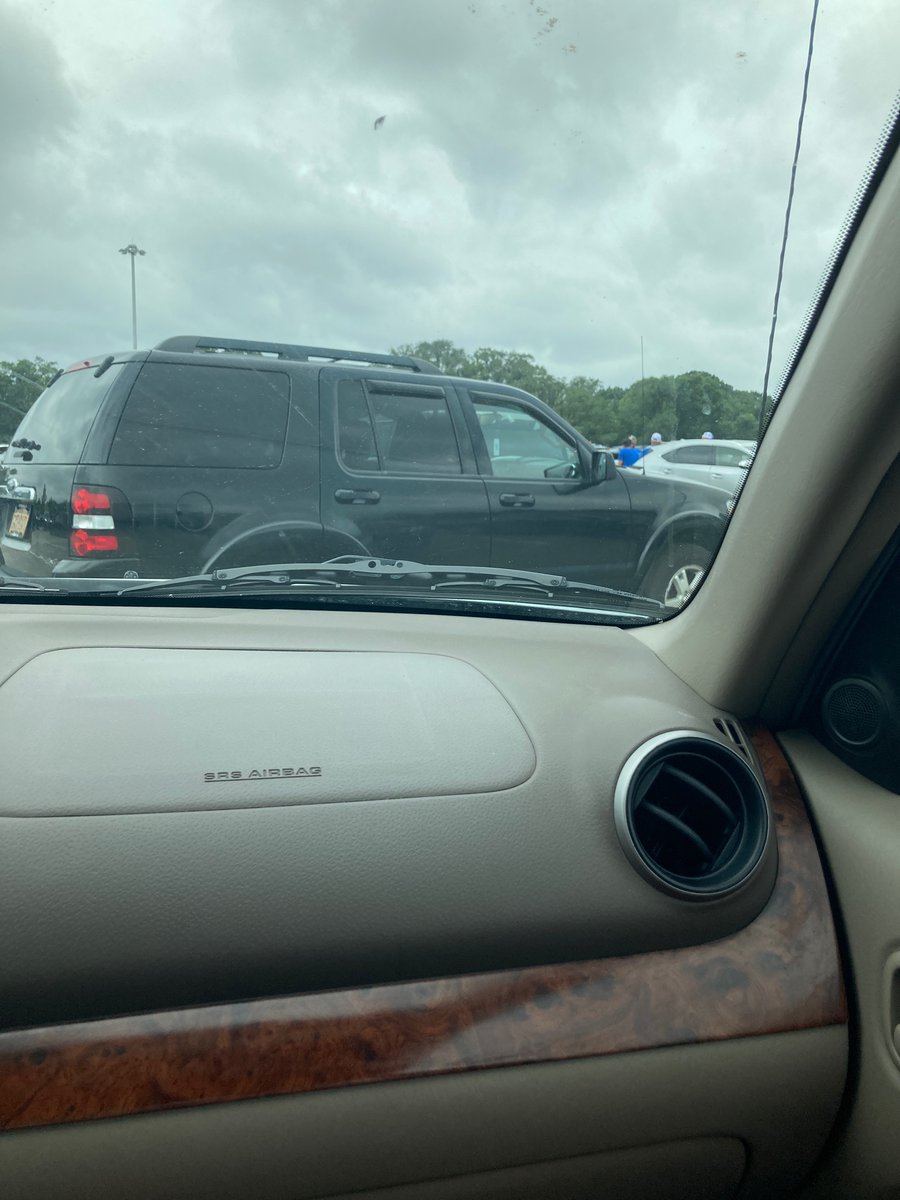 Getting out of <a href="/CitiField/">Citi Field</a> takes a special kind of patience. 20 minutes &amp; haven’t moved. There has to be a better way, or is this just a NY thing? 🤨