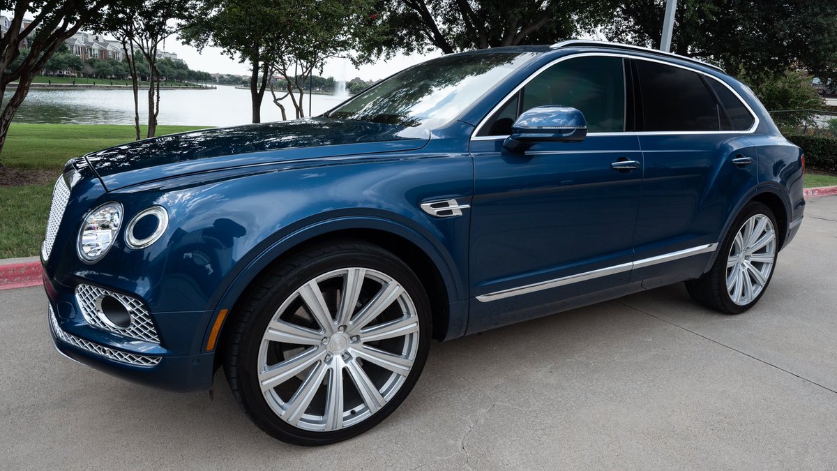 The Classic Lifestyle tweet media