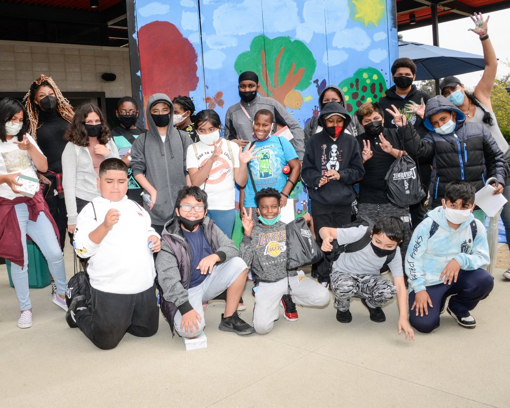 Jeneration J (@jenerationj) on Twitter photo our youth arts and conversations event was amazing. ππ½π dozens of π¨βπ©βπ¦ came out to create a mural πΌ supporting the message that art can help heal relationship trauma. ππ½ to our event partners @cal_oes, <a href="/wootencenter/">Al Wooten Jr. Youth Center</a>, @communitybuildi, #yellowchaircollective, and <a href="/RJFAHLP/">Restorative Justice For The Arts</a>. π our youth arts and conversations event was amazing. ππ½π dozens of π¨βπ©βπ¦ came out to create a mural πΌ supporting the message that art can help heal relationship trauma. ππ½ to our event partners @cal_oes, <a href="/wootencenter/">Al Wooten Jr. Youth Center</a>, @communitybuildi, #yellowchaircollective, and <a href="/RJFAHLP/">Restorative Justice For The Arts</a>. π