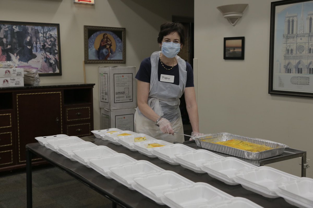 CCJuniorBoard's tweet photo. Our 130+ Tue Night Supper guests were treated to a wonderful meal, from https://t.co/z2Nc0FY3Tu. They also will be delivering food to veterans at our St. Leo Campus. @MusicallyFed is at @lollapalooza working with musicians/event promoters to distribute excess food. TY #Teamwork https://t.co/1BHD5qqbv1