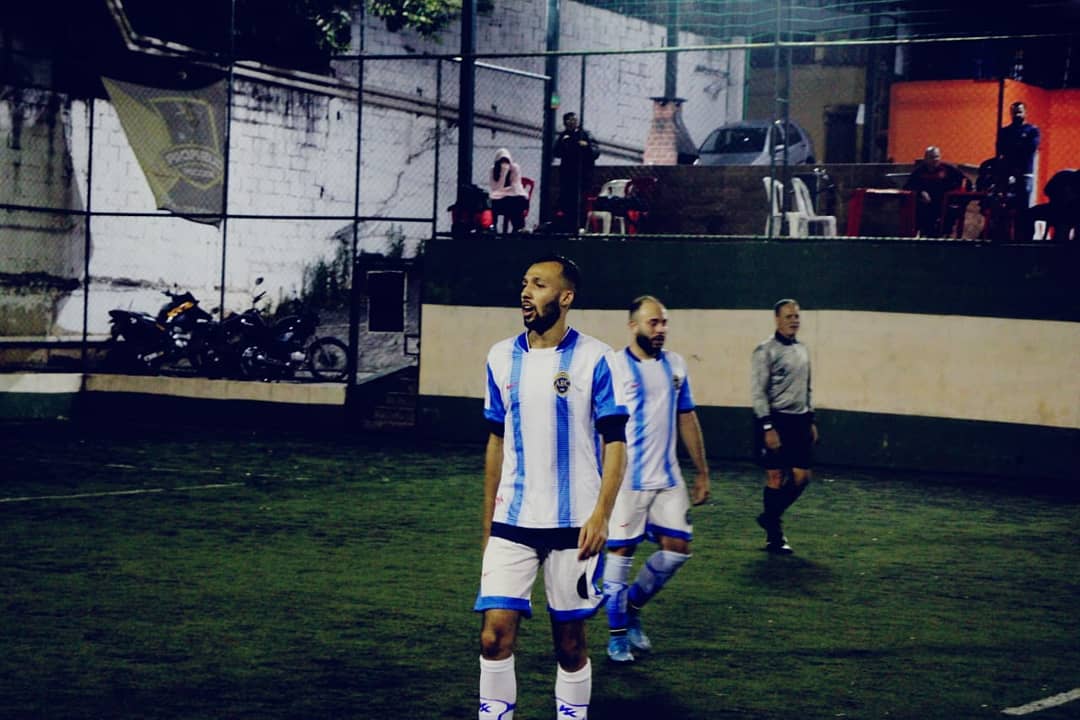 Auroraec_of's tweet photo. Aurora E.C venceu o Sport Samba F.C por 6 a 5 em um grande jogo.
Gols:
⚽ Contra
⚽ Gustavo
⚽ Emanuel
⚽ Léo
⚽ Natan
⚽ Juan
#AvanteAurora #AuroraEC #123aurora #contraovento #SemJesusNãoDáPraSerFeliz https://t.co/APMdD0pzuU