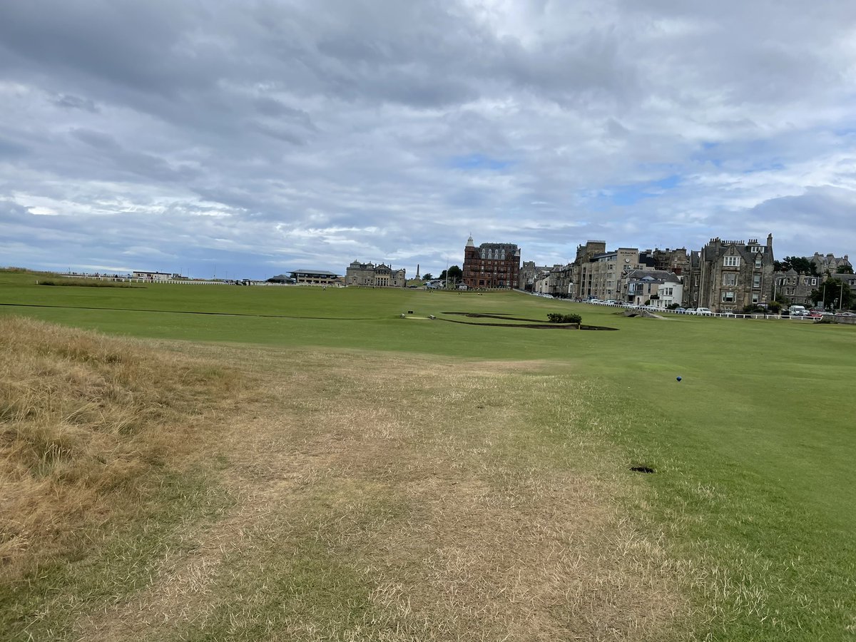 malcheggie's tweet photo. Great days golf @TheHomeofGolf #OldCourse - 1st time on the #AuldYin - such a wonderful experience - course in tip-top condition, but a toughy!! #Golf #StAndrews https://t.co/lGCQ17hocE