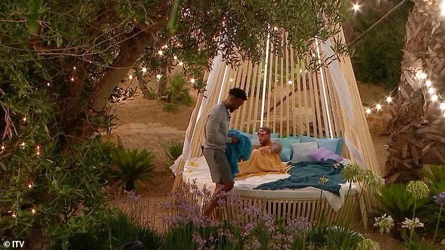 inthestyleUK's tweet image. What the postcard should have showed 👀 #LoveIsland