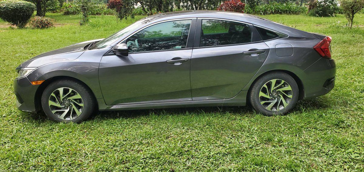 Erns_autos's tweet photo. 🔥Hot hot Sale!!!!🔥🔥 At Ern's 

2016 Honda Civic EX 2.0L 
Ghc 68,000 p3 oo

Retweet AND DM to buy!!!!!! https://t.co/4qyzXAqV2h