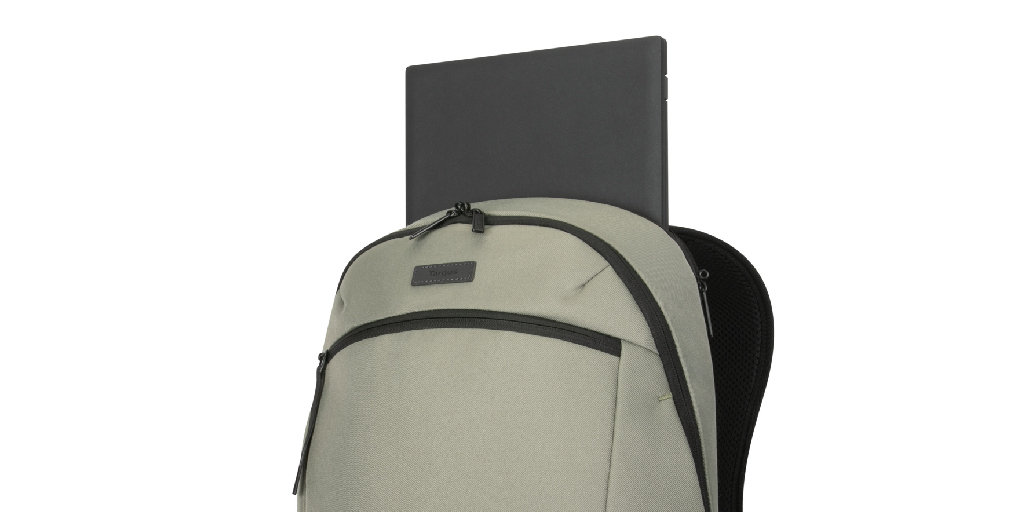 Targus's tweet photo. On-the-go style, #laptop protection, and comfortable carrying for wherever your day may take you. 🌟 

Explore our latest arrival - Invoke Compact Plus Backpack 🎒 :https://t.co/6j71DZQY6s

#Targus https://t.co/GLJZhp6oM2