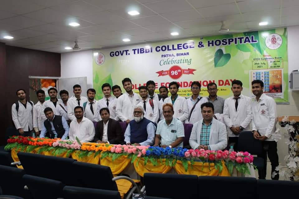 tanwirdr's tweet photo. 96th College Foundation Day of Govt. Tibbi College &amp; Hospital, Patna.

#91CFD_GTCH #UNANIMEDICINE #AYUSH @AyushBihar @moayush @NitishKumar @mangalpandeybjp https://t.co/xy4gmxVDR3