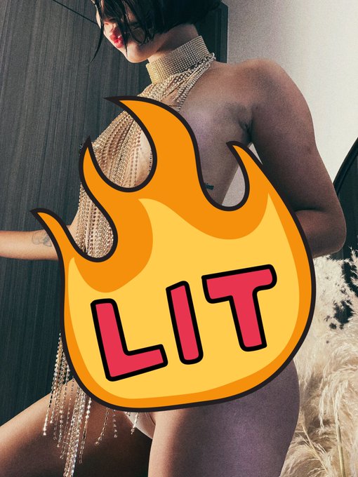 1 pic. https://t.co/l1hkTVTWCz - New post on insta!! ❤️ https://t.co/lAy5wRepR2