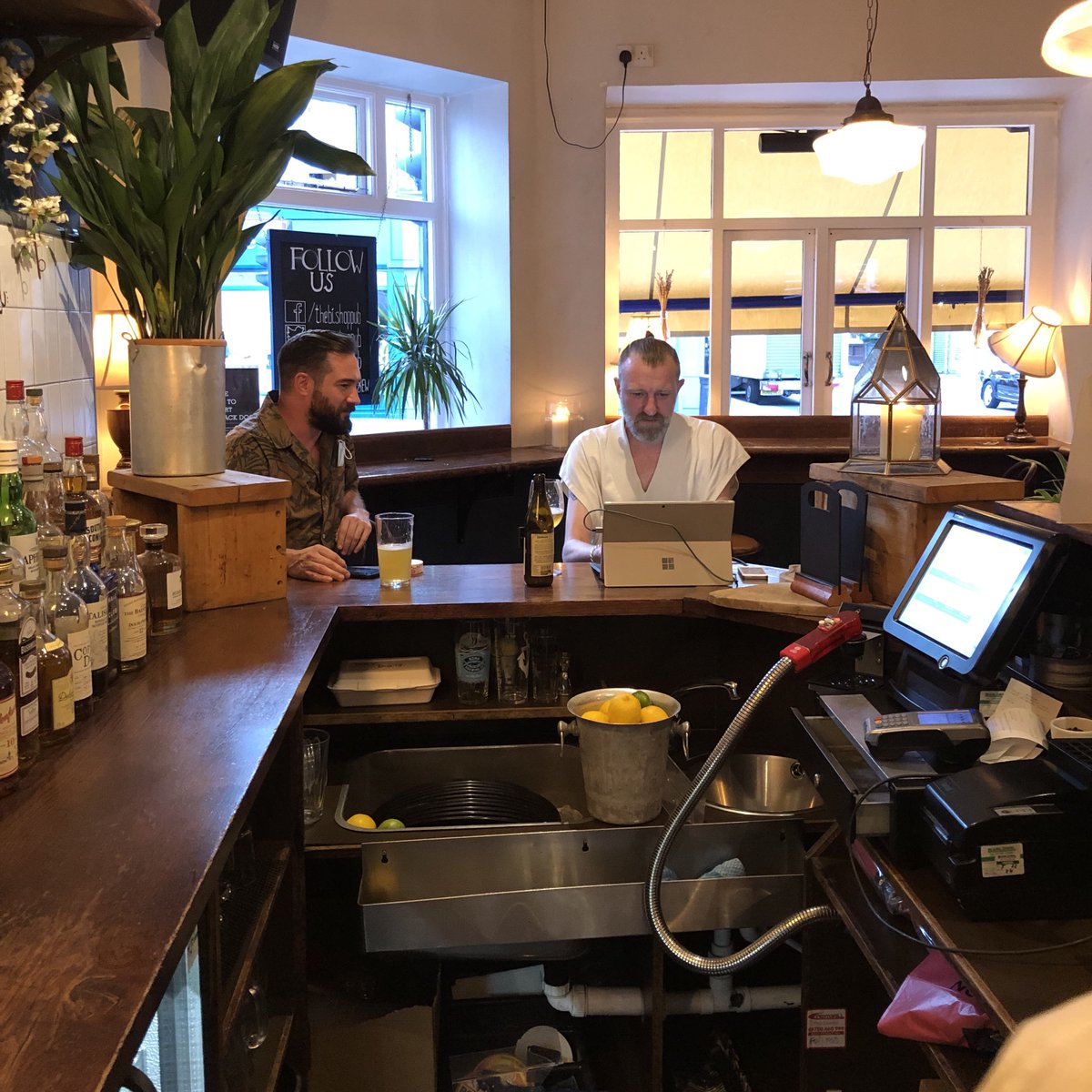thebishoppub's tweet photo. Great to see people sitting at the bar again! After so long we’ve really missed having a chat with our customers as they relax.
We are still running the #backtothebar competition, so snap a selfie while you’re there for a chance to win £1000! https://t.co/6ARKGAscVZ