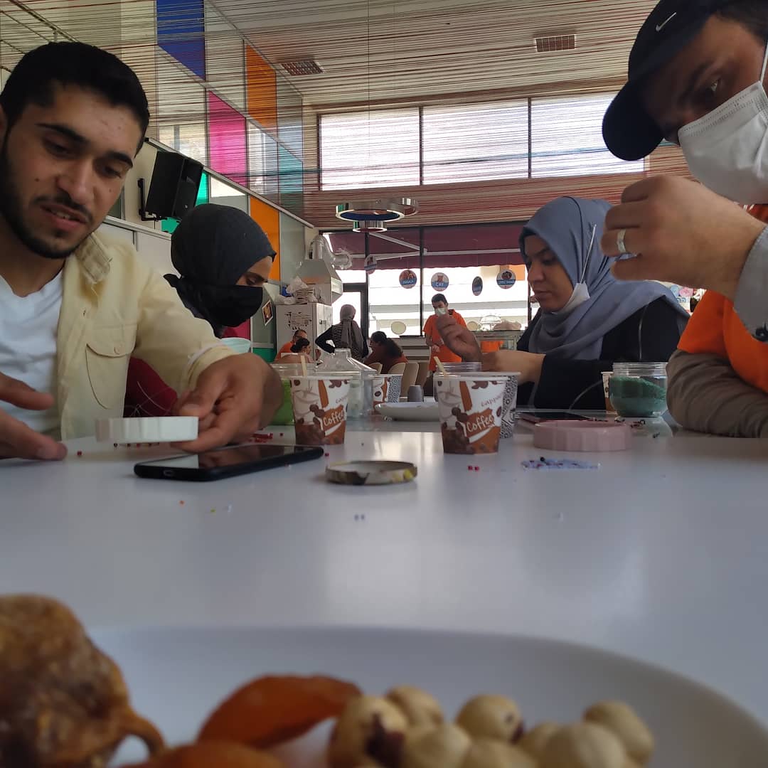 Genç Yeşilay olarak Engelsiz kafeye ikinci ziyaretimizi gerçekleştirdik. Kafede çalışan arkadaşlarımız ile güzel takılar yaptığımız güzel bir etkinliğin daha sonuna geldik.💚
#birliktegüzeliz 
#iyikiyeşilayvar💚 
#gençyeşilay
#gençyeşilayyyü
#gençyeşilayvanşube 
#gençyeşilayvan