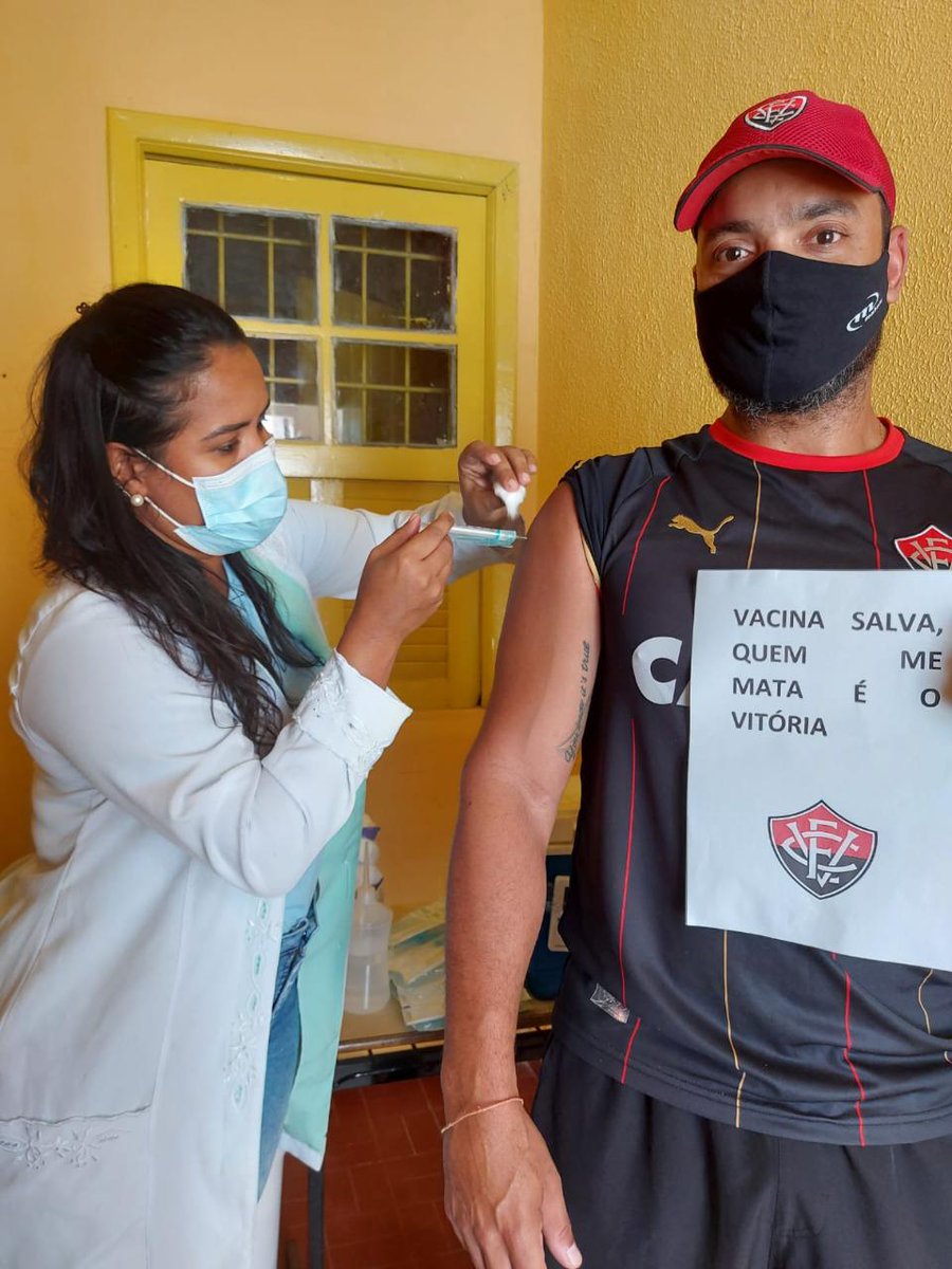 arobertapassos's tweet photo. Torcer pro Vitória é isso aqui: https://t.co/Hulq6uspWn