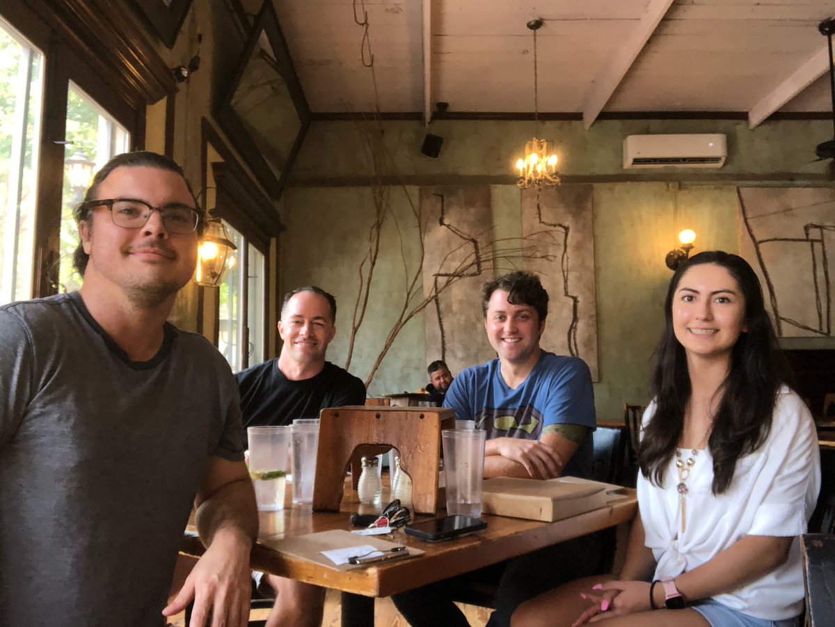 ToAnalytics's tweet photo. The Brain Trust, having some lunch. https://t.co/wCT3HQK135