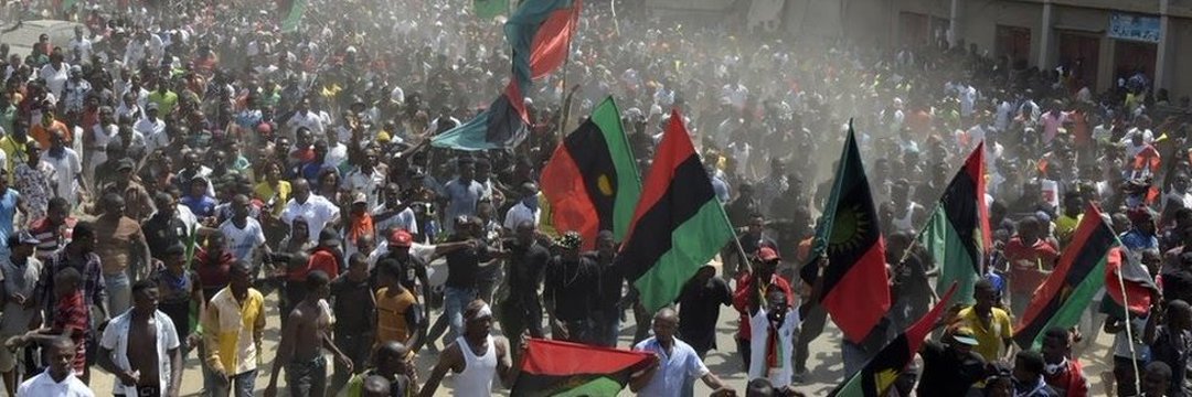 ifeanyiakorjuru's tweet photo. Biafrians , Igbos leaders and igbos where is your son? Bokoharam terrorist and Fulani terrorist that are killing Nigerians till tomorrow are being released and recruited into the military. Where is Nnamdi Kanu https://t.co/RDUezcaVdL
