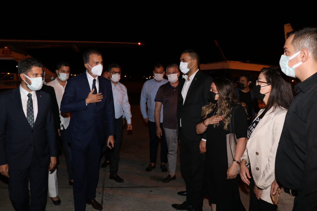 mehmetay01's tweet photo. Sayın @omerrcelik Bakanımızı havaalanında karşıladık. https://t.co/2RCYtdvD5F