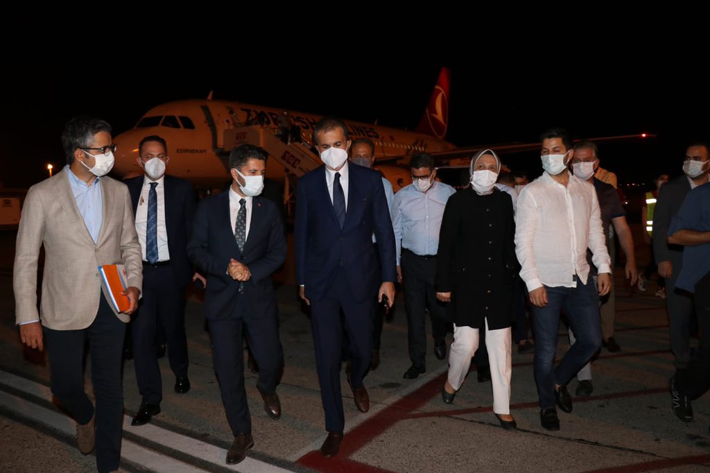 mehmetay01's tweet photo. Sayın @omerrcelik Bakanımızı havaalanında karşıladık. https://t.co/2RCYtdvD5F