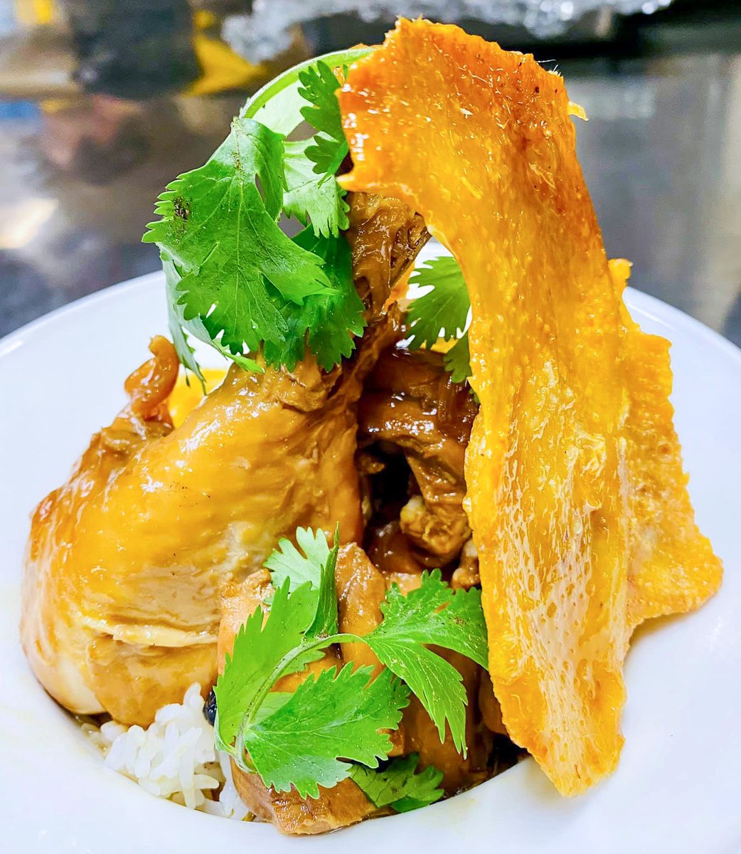 BeachWalkCafe's tweet photo. Check out the crispy chicken skin 👀 https://t.co/nndWyYJcJr