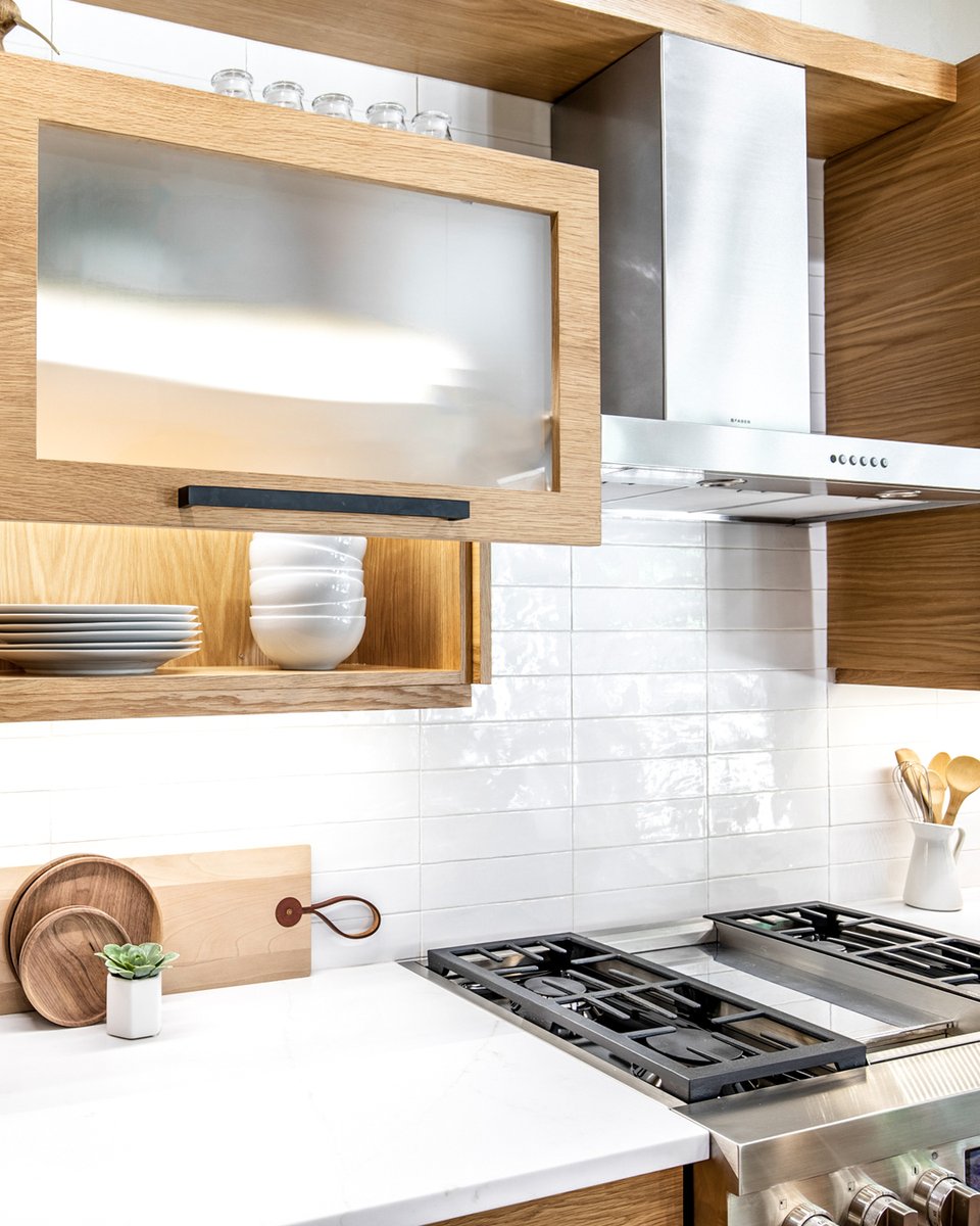 Love this gorgeous modern kitchen. More photos to come.

#interiorphotography  #moderninterior #architecturephotography #interiordesign #moderndesign #interiordesignideas #DallasDesigners #kitchen #kitchendecor #kitchengoals #kitchenideas #kitcheninspiration #kitcheninspo