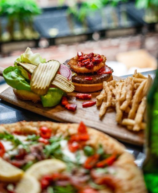 The Market tweet media