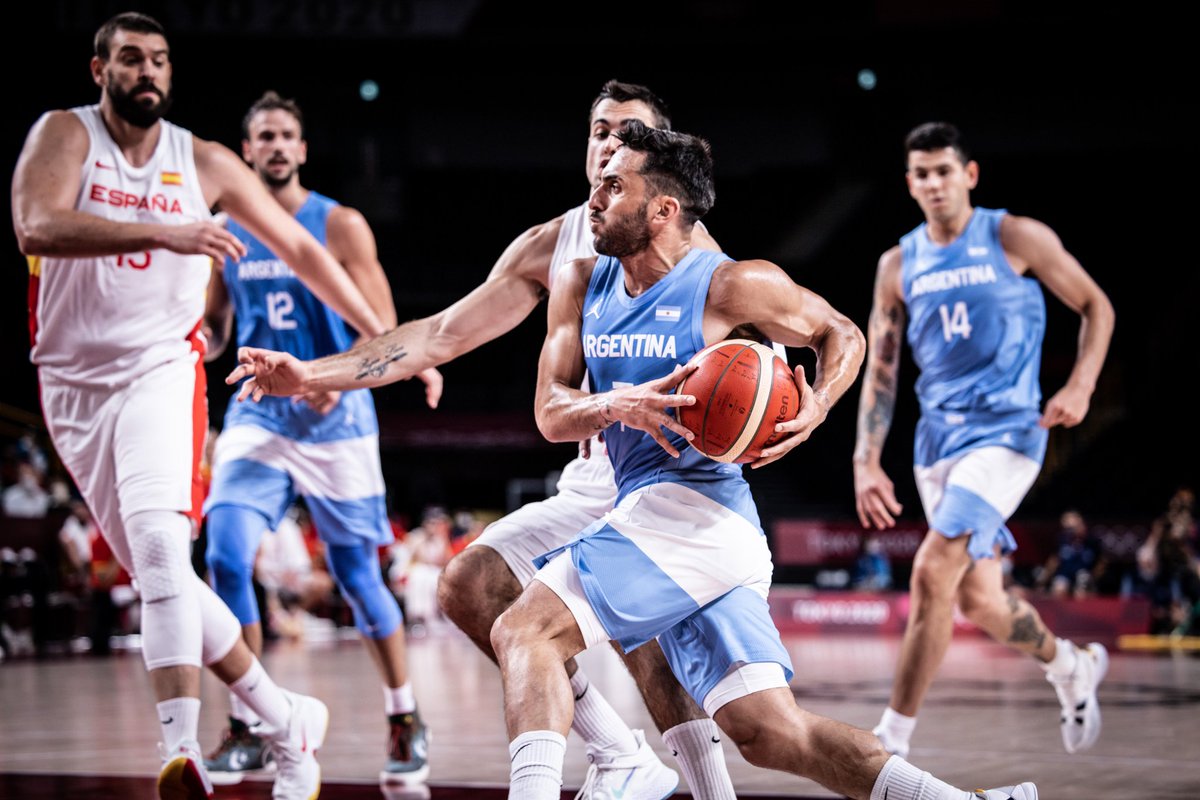 ExprimiendoN's tweet photo. ¡TOKIO 2020!🏀🇦🇷

La selección Argentina cayó ante España 81 - 71 por la 2da fecha del grupo "C".

El conjunto dirigido por Sergio "Oveja" Hernández sumó su segunda derrota consecutiva y se le complicaron las chances de poder clasificar. https://t.co/1Rs1qxz4VK