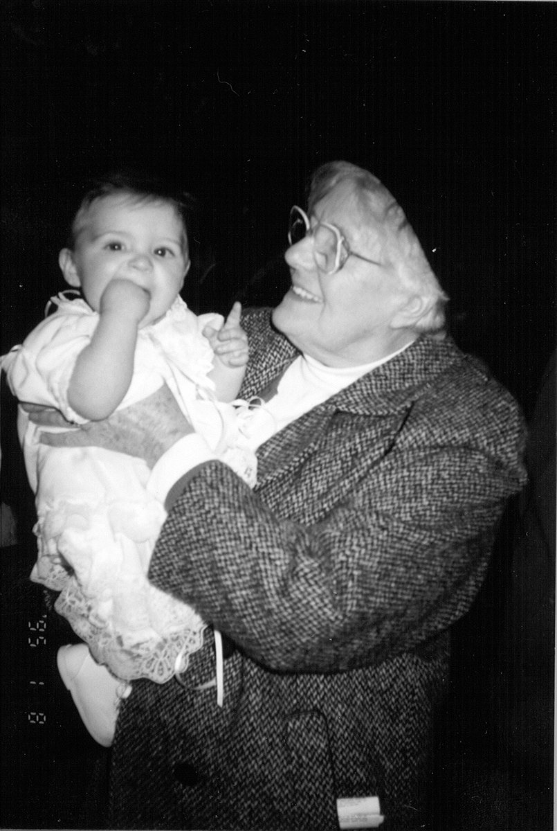 In February 2002, our founder, May Gutteridge, passed away. Her true legacy, and our continued inspiration, was her compassion, and determination. May received the YWCA Woman of Distinction Award in 1980 and 1990, and the Order of Canada in 1981.
#ThrowbackThursdays #BloomHistory
