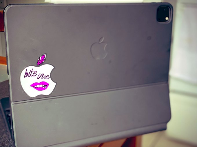 I drew this sticker this morning because I want you to&hellip; Bite me please 😉👄💜 https://t.co/gEbqi34wdu